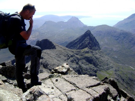 how to get down from Sgurr Nan Gillean?
